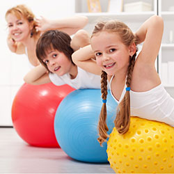 10 ways to exercise with children